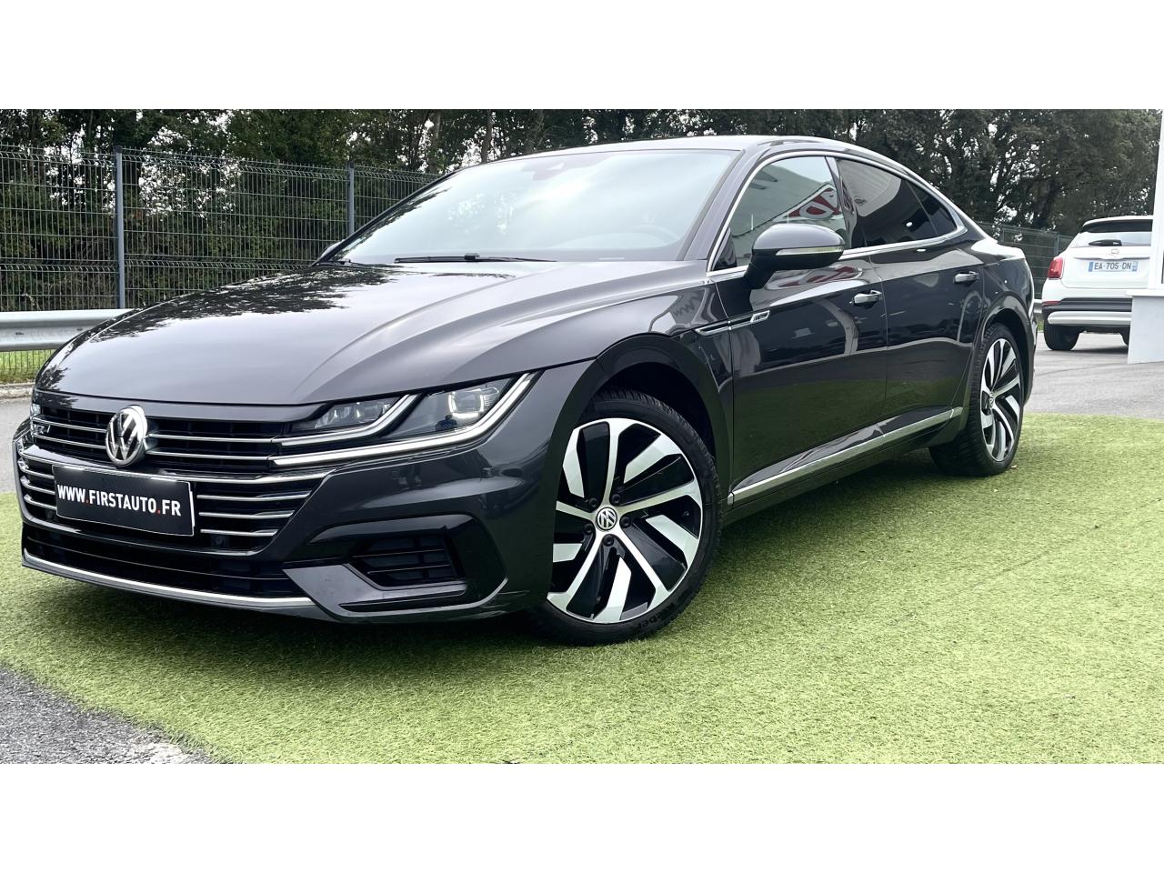 FIRST AUTO NÉGOCE - VOLKSWAGEN-ARTEON-Artéon 2.0 16V TDI BlueMotion - 150 -  BV DSG 7 BERLINE R-Line Exclusive