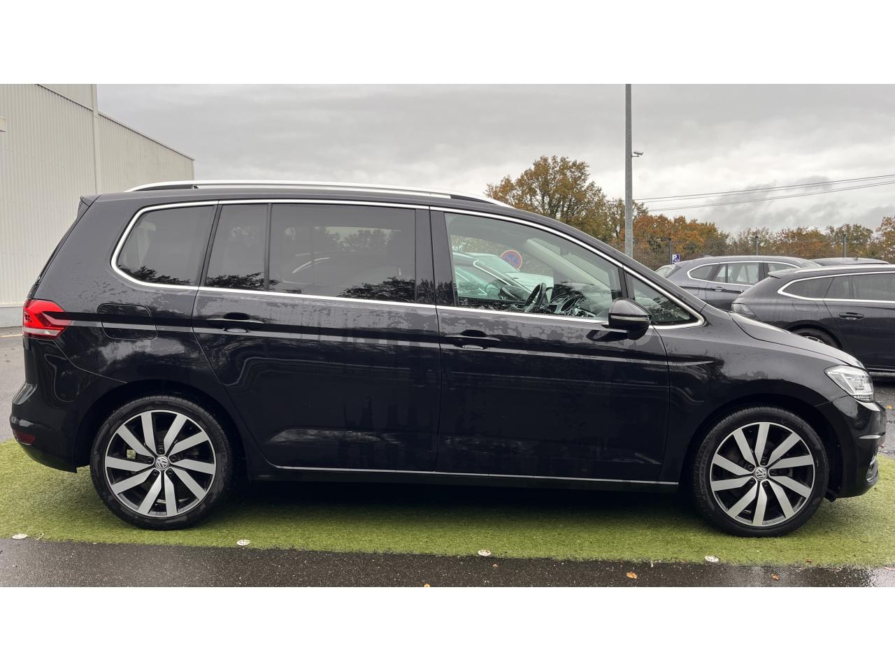 FIRST AUTO NÉGOCE - VOLKSWAGEN-TOURAN-Touran 2.0 16V TDI SCR